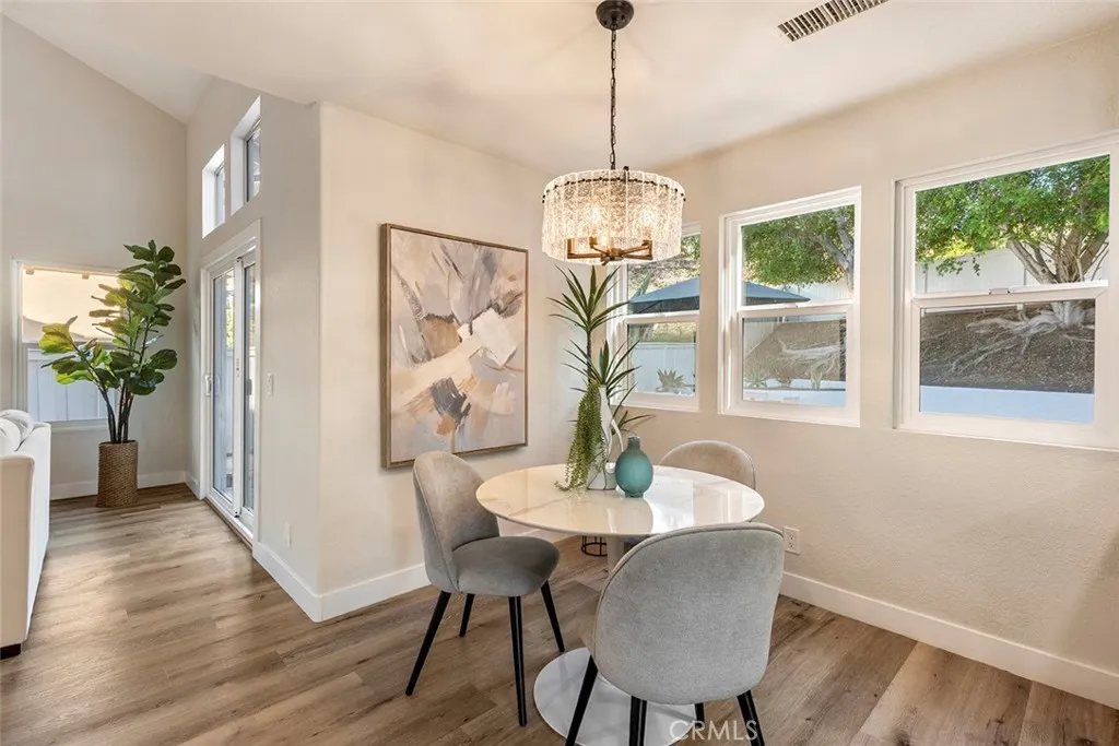 https://cdn.realtyfeed.com/cdn/127/306624735/0aa59e9a5cbe10cad6c5568dd7f5fcc8.webp