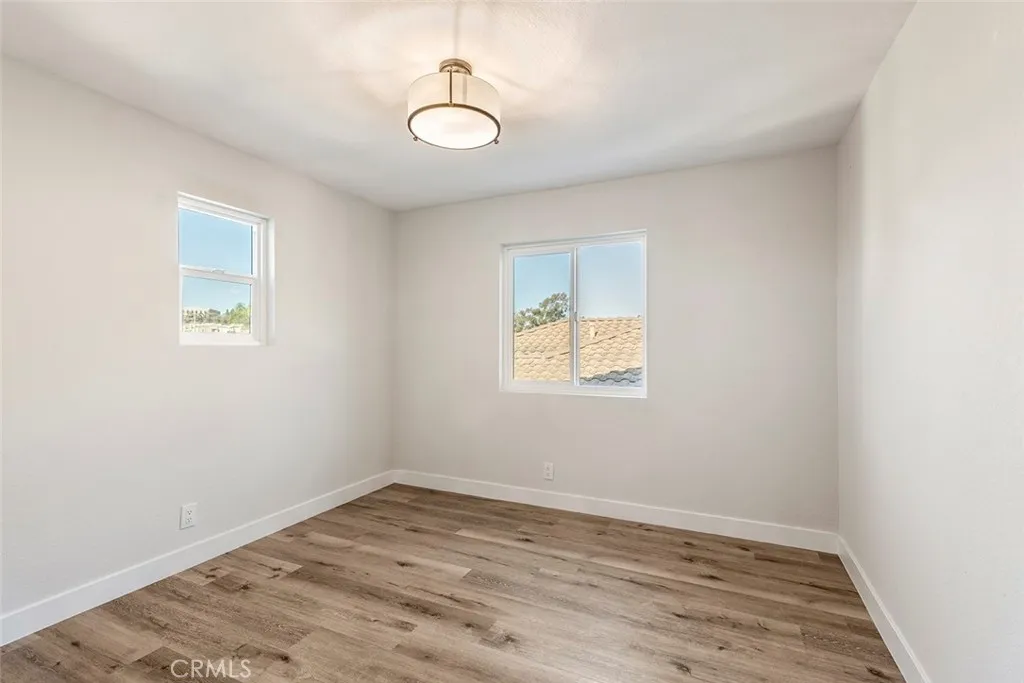 https://cdn.realtyfeed.com/cdn/127/306624735/ea38ca369523081d474d55af99d1018c.webp