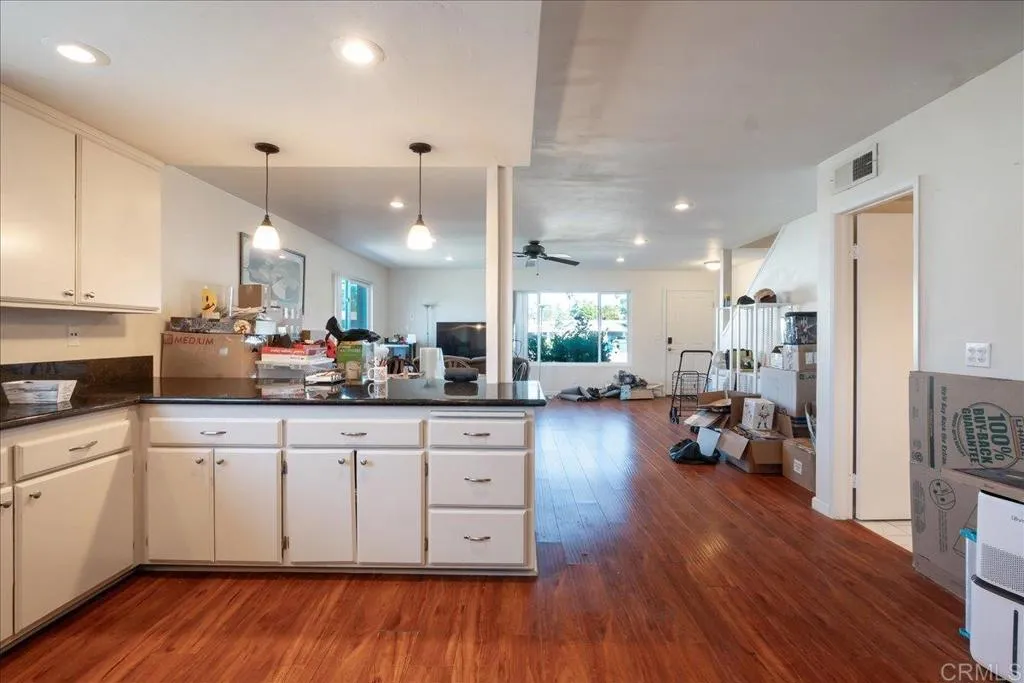 Photo #5: NDP2600657 Listing: Photo #5