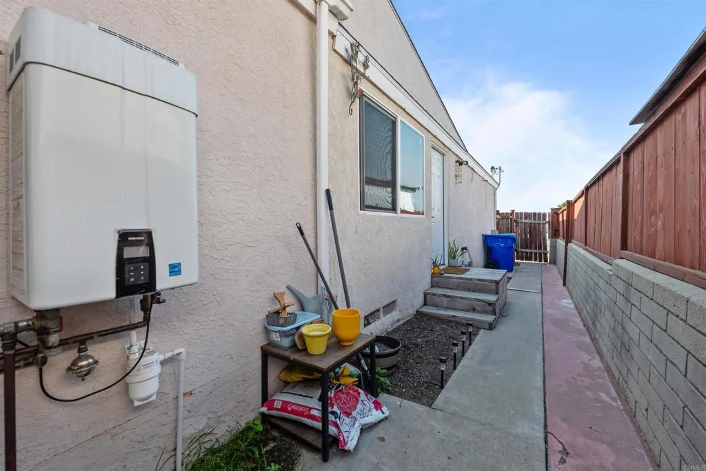 5371 Saxon Street, San Diego, CA 92115 - Photo 4 of 13, San Diego, CA
