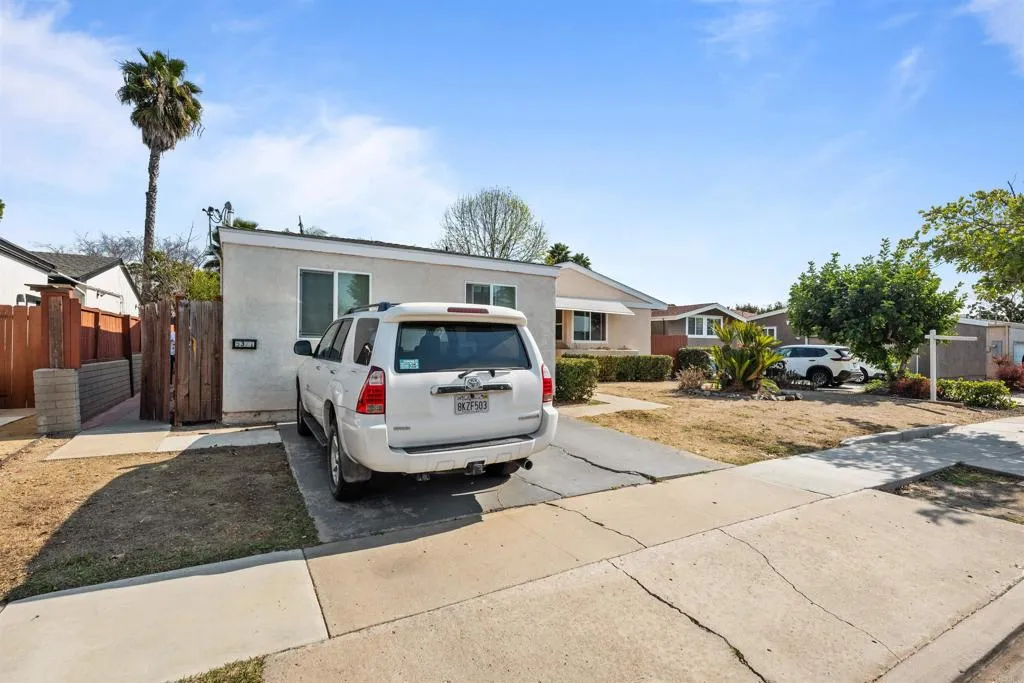 5371 Saxon Street, San Diego, CA 92115 - Photo 3 of 13, San Diego, CA