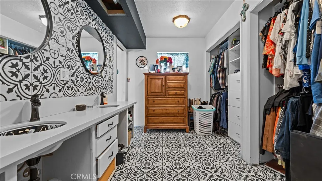 7171 Font Avenue, Jurupa Valley, CA, 92509