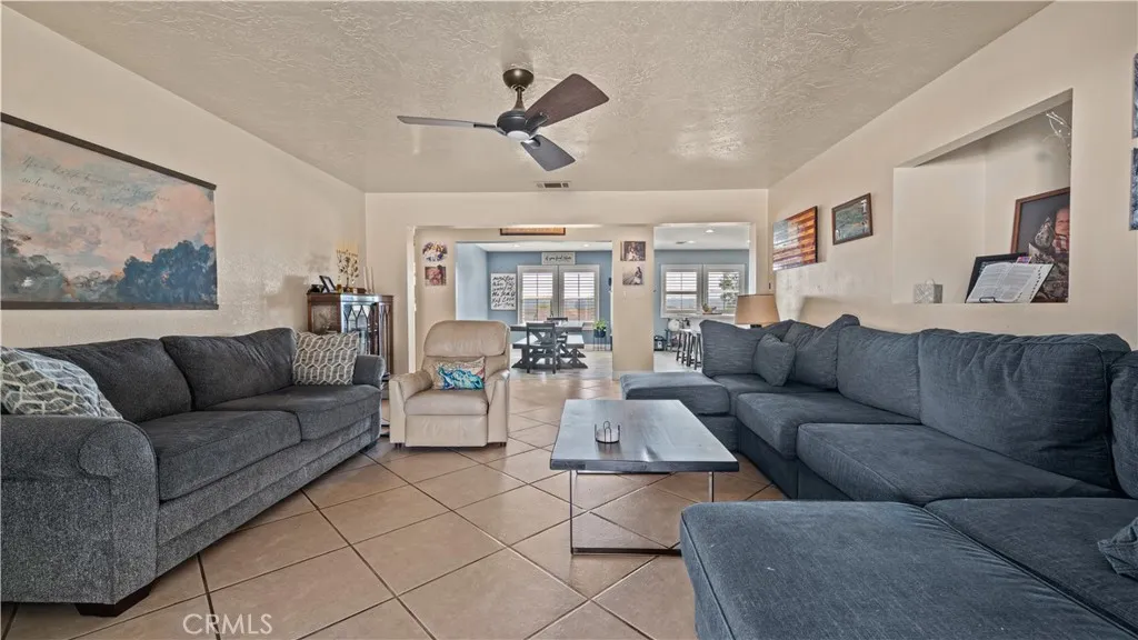 7171 Font Avenue, Jurupa Valley, CA, 92509