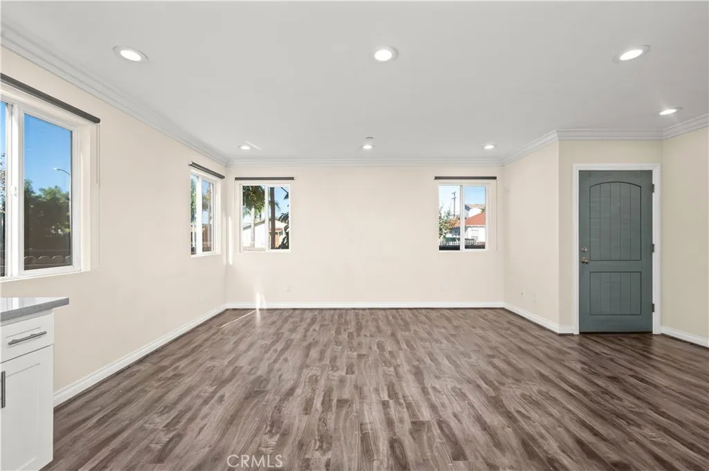 4816 Saturn, Los Angeles, CA 90019 - Photo 5 of 48, Los Angeles, CA