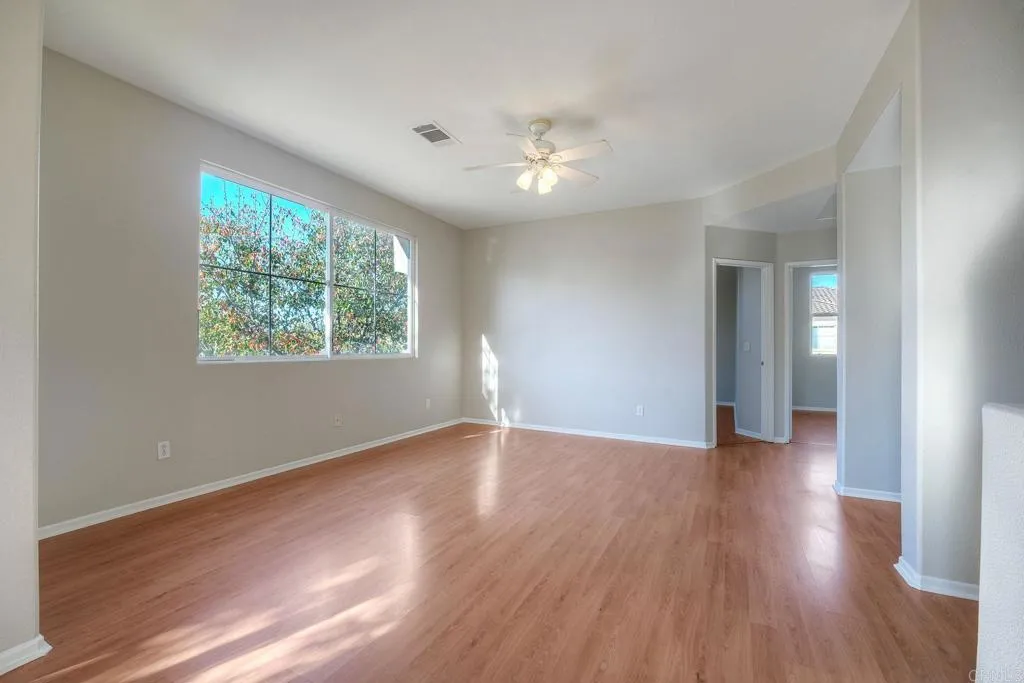 https://cdn.realtyfeed.com/cdn/127/306624874/15558c8f9b5a88f02eb58b25d5573663.webp