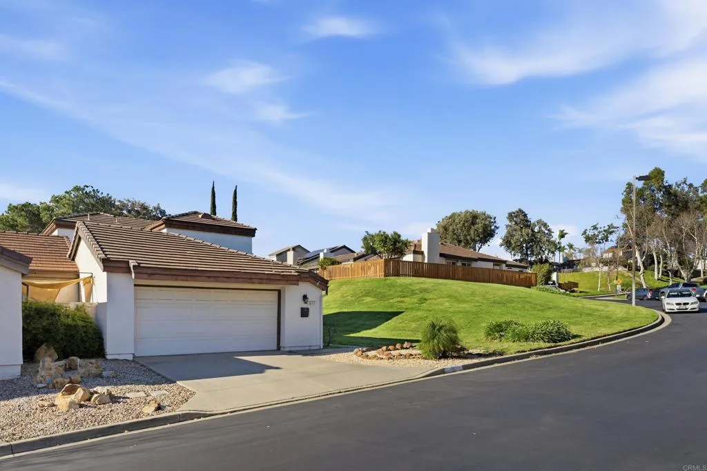 1837 Cathedral, Escondido, CA, 92029