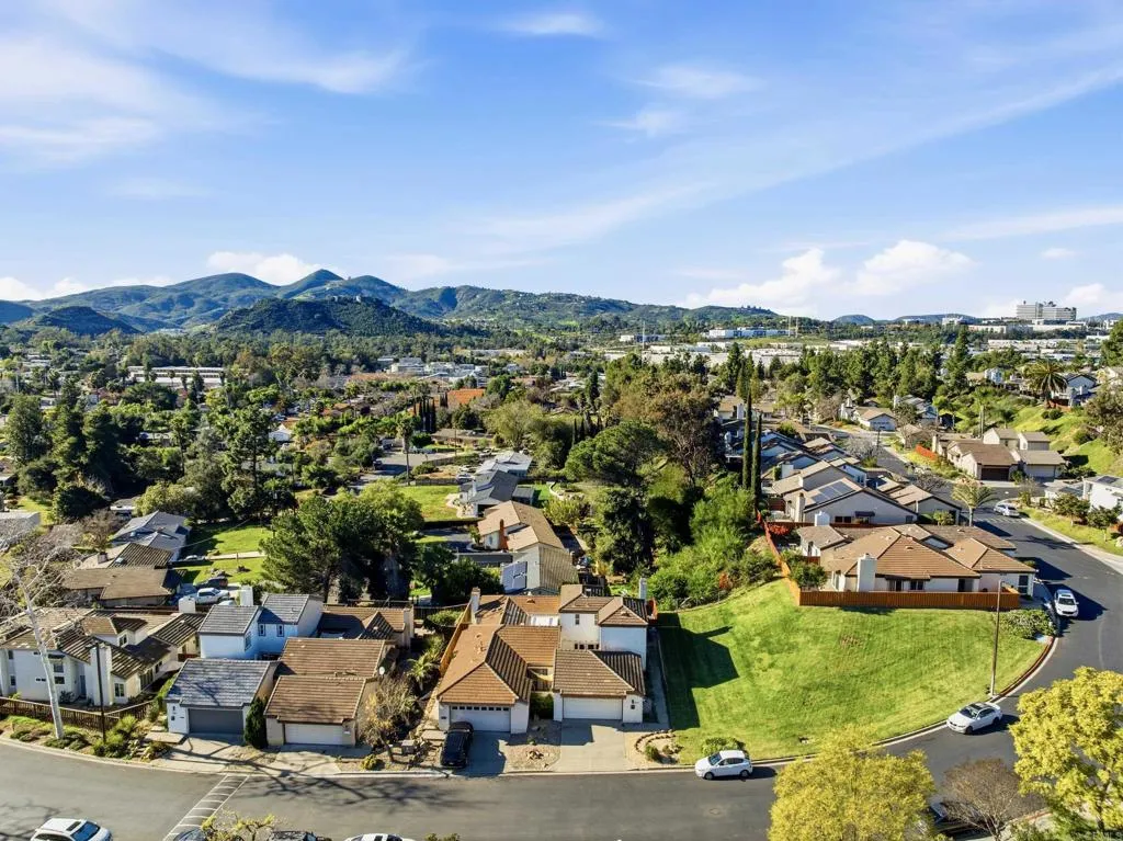 1837 Cathedral, Escondido, CA, 92029