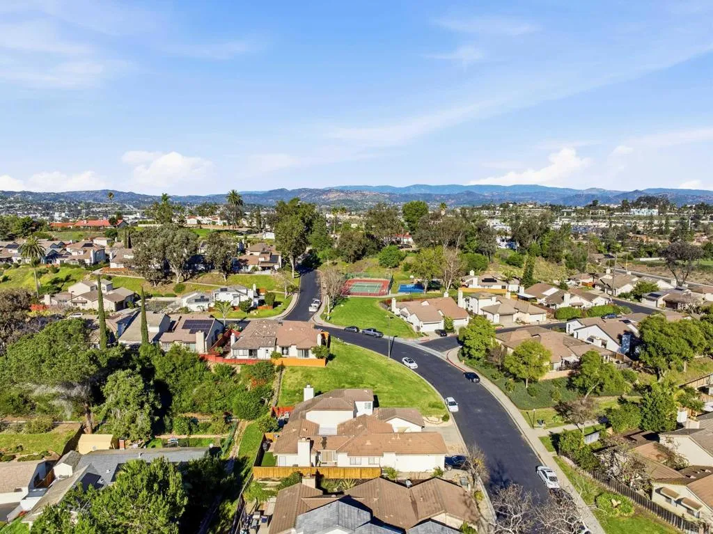 1837 Cathedral, Escondido, CA, 92029