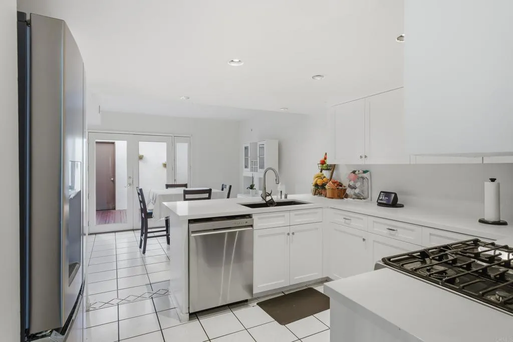 1837 Cathedral, Escondido, CA, 92029