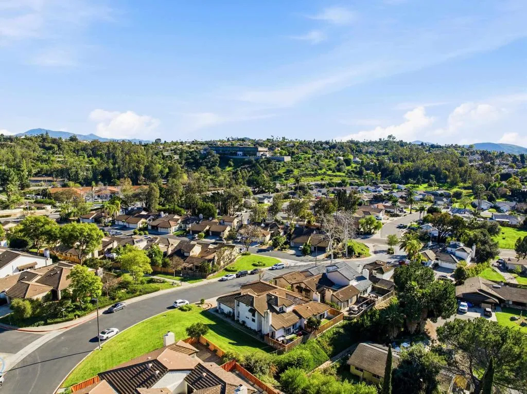 1837 Cathedral, Escondido, CA, 92029