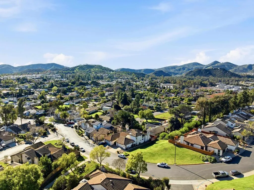 1837 Cathedral, Escondido, CA, 92029
