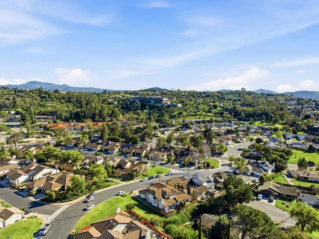 1837 Cathedral, Escondido, CA, 92029