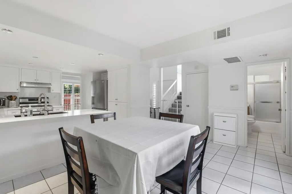1837 Cathedral, Escondido, CA, 92029