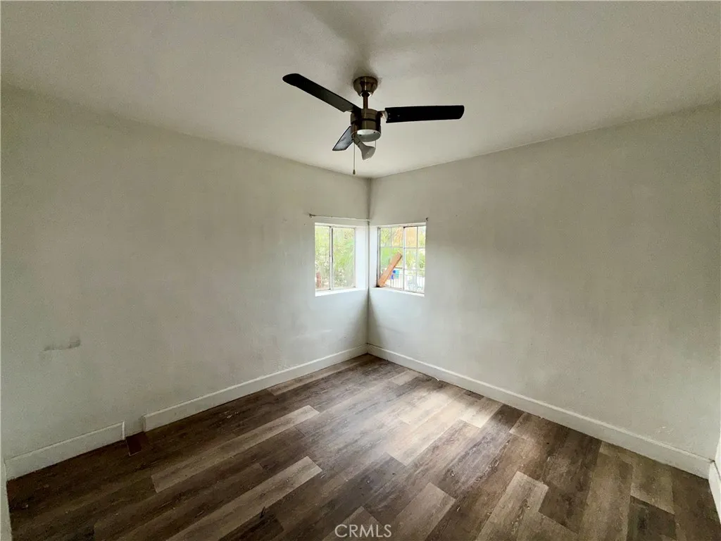 https://cdn.realtyfeed.com/cdn/127/306624913/8e74efc5fc20e251a6218882d9f462f3.webp