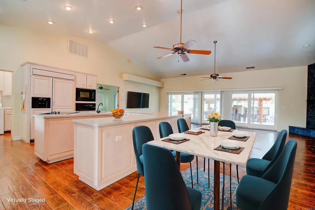 https://cdn.realtyfeed.com/cdn/127/306624970/34085f812de57c990afb2f531667640e.webp