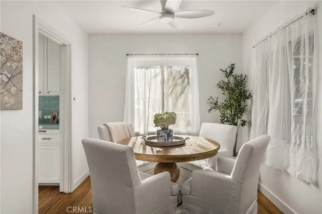 https://cdn.realtyfeed.com/cdn/127/306625033/52c9d3df6ba0526ee33d20d86614545f.webp