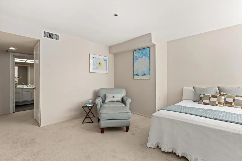 https://cdn.realtyfeed.com/cdn/127/306625040/9e6195526a6eef8fd7791950472ff0b5.webp