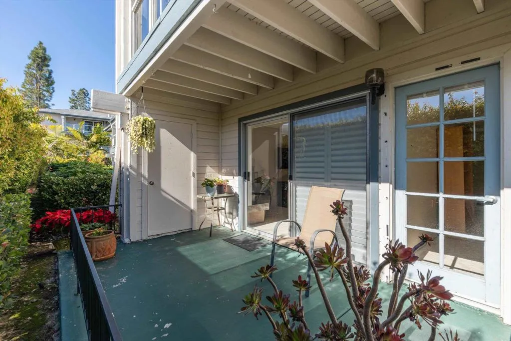 https://cdn.realtyfeed.com/cdn/127/306625040/c1bee89b8aa737f25e70959fb2cd6a99.webp