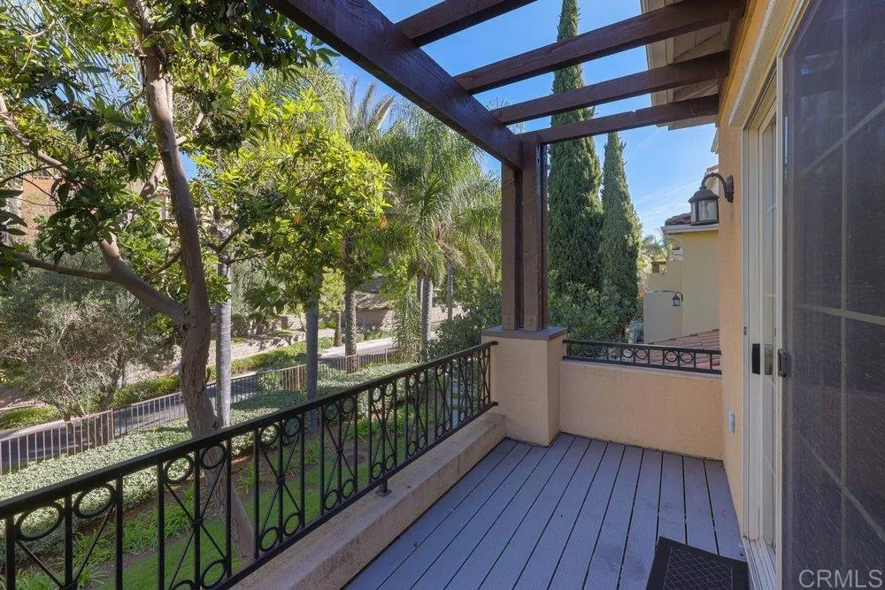 https://cdn.realtyfeed.com/cdn/127/306625072/49686a2485873a3c47e23021a2dddcb4.webp