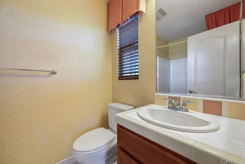 https://cdn.realtyfeed.com/cdn/127/306625072/aadd7e84eb0f32b261ec467e852de291.webp