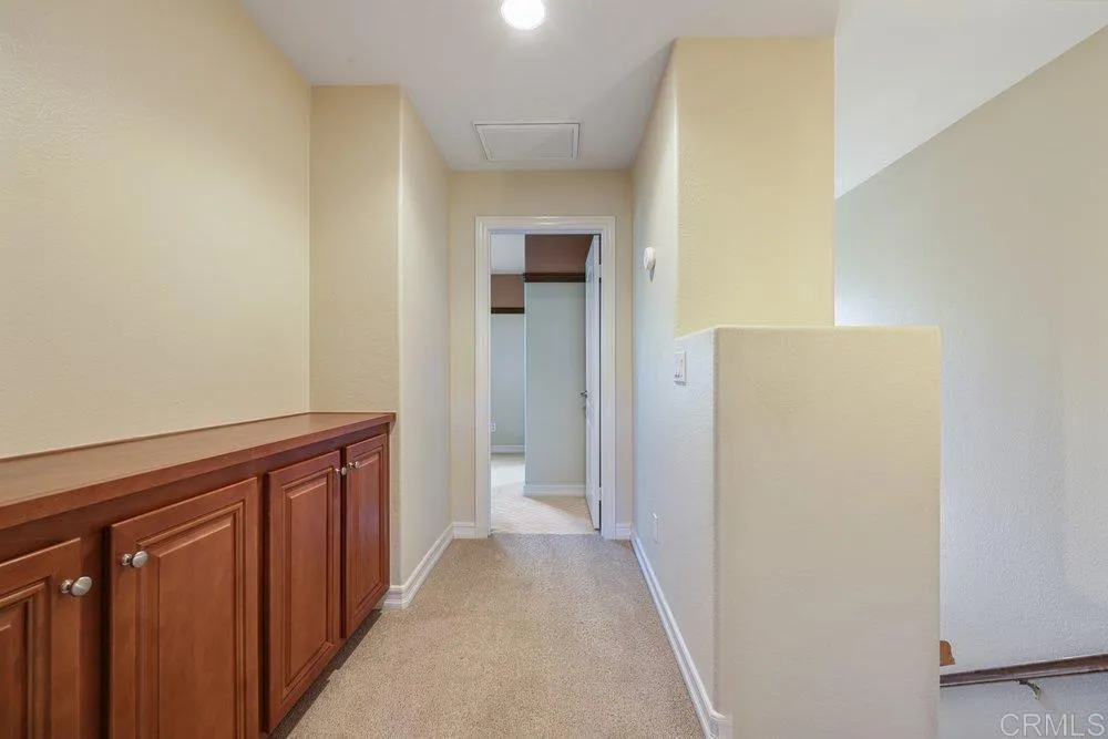 https://cdn.realtyfeed.com/cdn/127/306625072/bb406f8aa868e91a9eff2fe7b1856539.webp