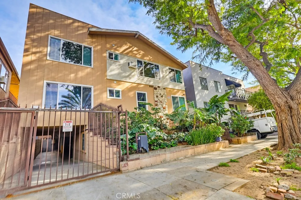 930 N Stanley Avenue Unit 5, West Hollywood, CA 90046