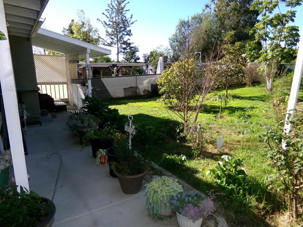 https://cdn.realtyfeed.com/cdn/127/306625121/1e98a07b9270a434e932275b2cef73be.webp