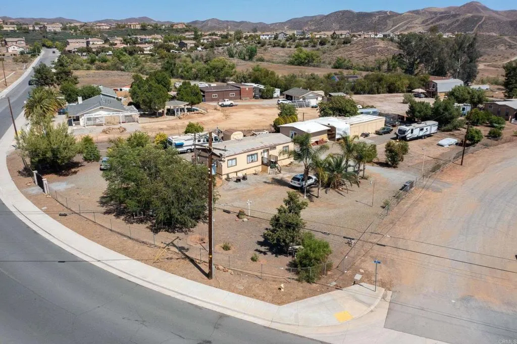 29120 Melby Drive, Lake Elsinore, CA 92532 - Main photo, Lake Elsinore, CA