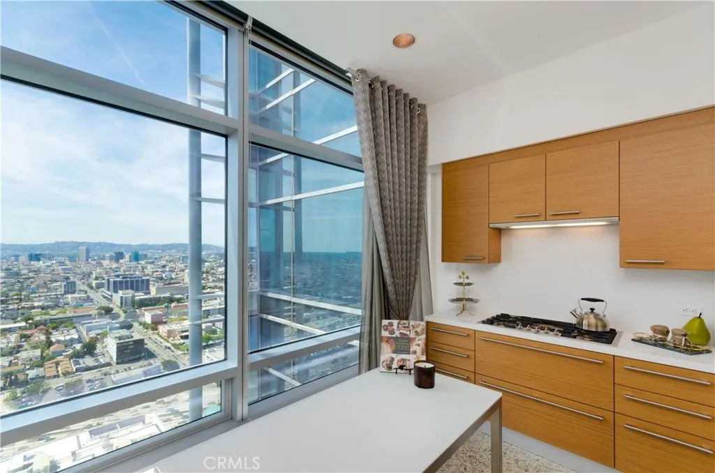 900 W Olympic Boulevard Unit 32b, Los Angeles, CA 90015 - Photo 5 of 17, Los Angeles, CA