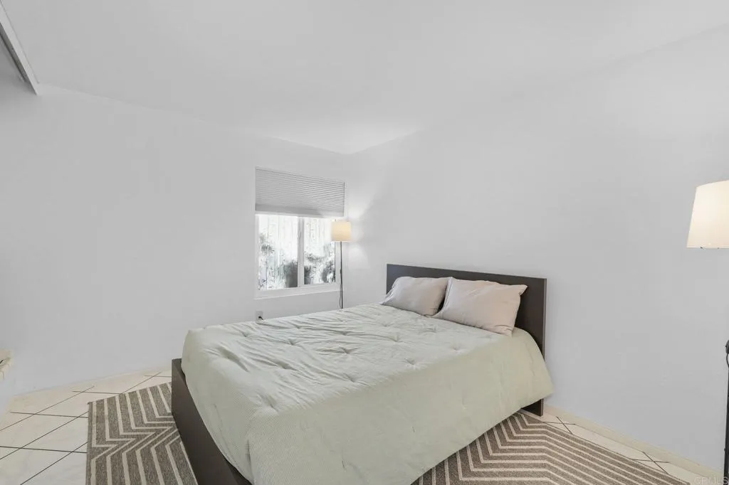 https://cdn.realtyfeed.com/cdn/127/306625338/2050ea11d90a62a676b4d92c4c2389d0.webp