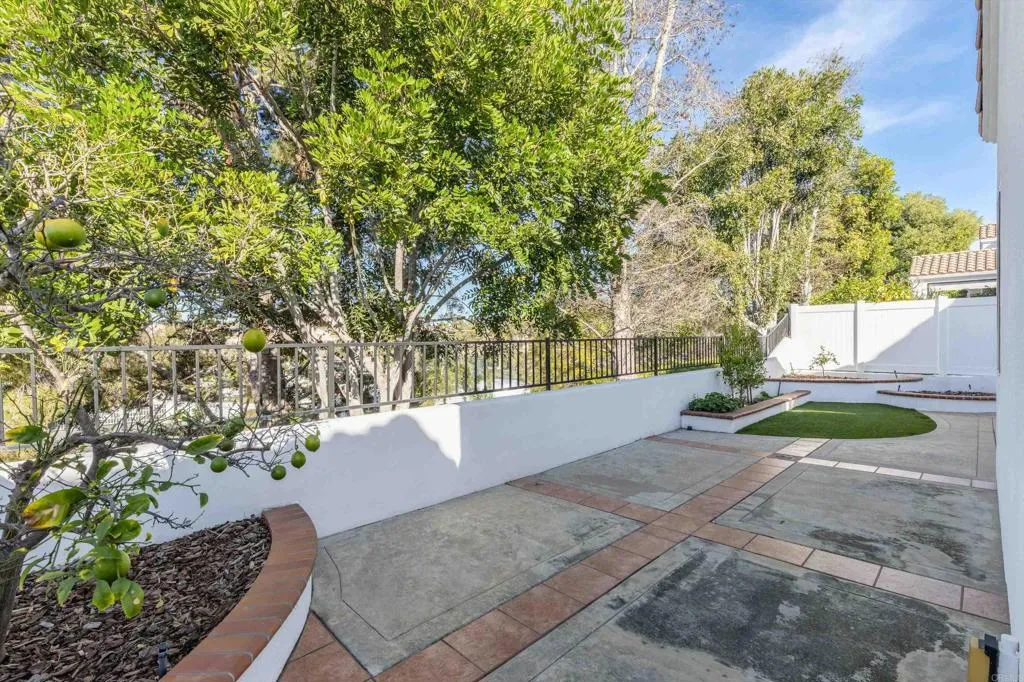 https://cdn.realtyfeed.com/cdn/127/306625340/421f50930447311b4c0290b49bf600e5.webp