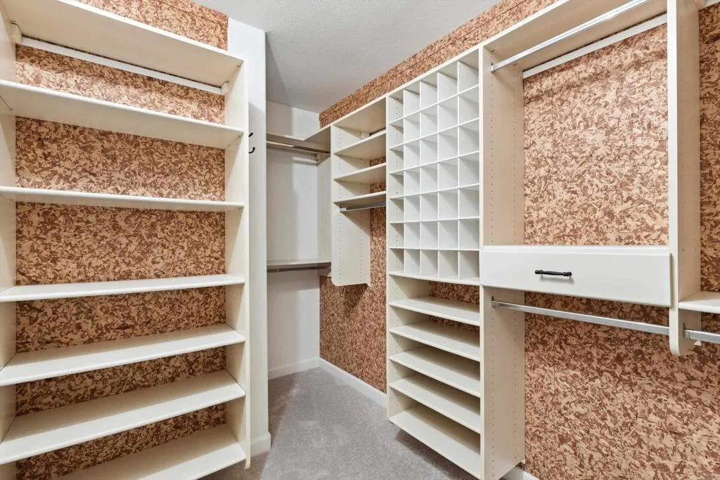 https://cdn.realtyfeed.com/cdn/127/306625340/ccf6716933c31584a4427b4f6a1b869d.webp