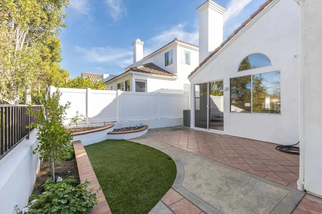 https://cdn.realtyfeed.com/cdn/127/306625340/d66614884222463d9462b1ef3e74bc0b.webp