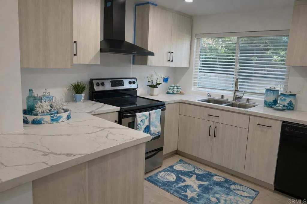 75 Third Avenue Unit 24, Chula Vista, CA 91910 - Photo 3 of 29, Chula Vista, CA