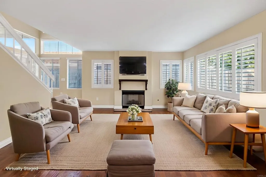 https://cdn.realtyfeed.com/cdn/127/306625367/38a81592c5282f7a422f9063b7ca58a5.webp