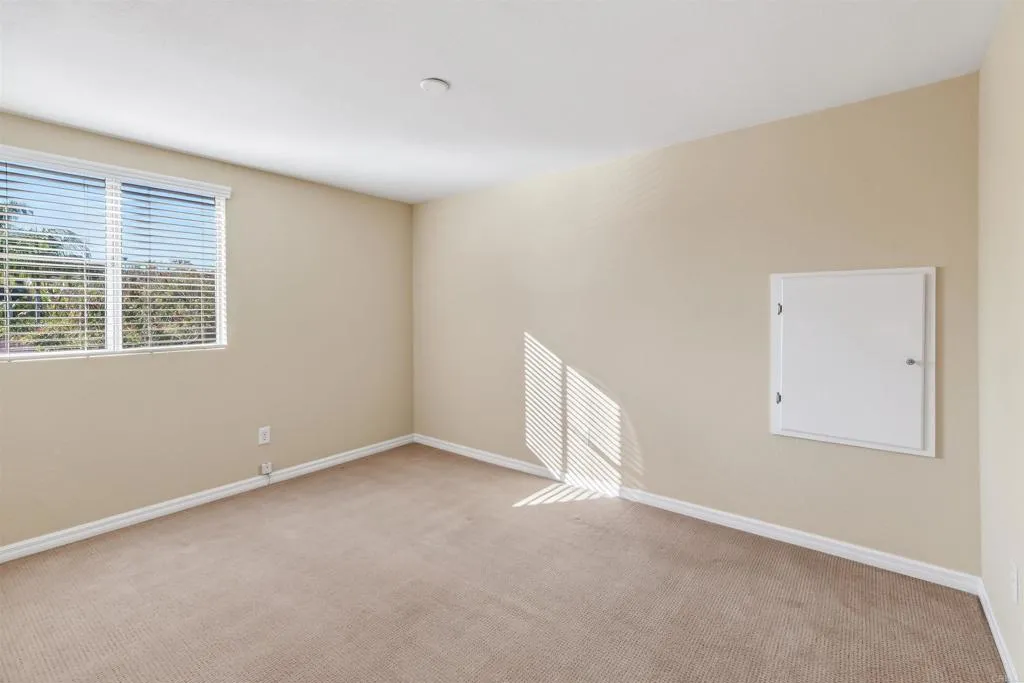 https://cdn.realtyfeed.com/cdn/127/306625367/ea07caddc3430d1171b9b7a506820e8e.webp
