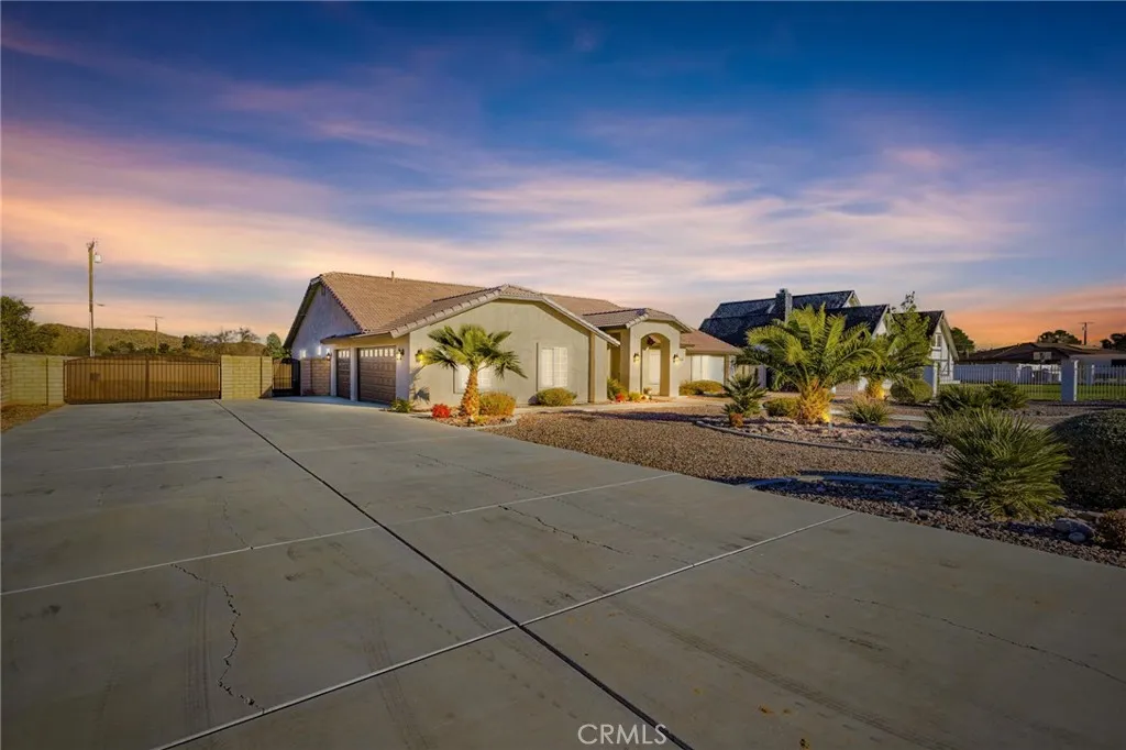 14305 Bochee, Apple Valley, CA 92307 - Photo 3 of 44, Apple Valley, CA