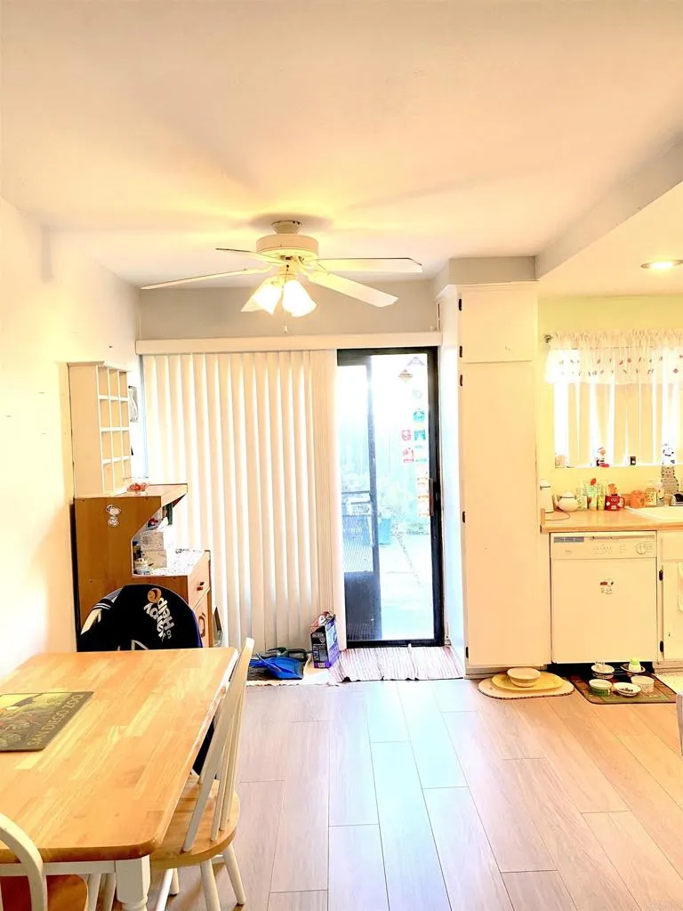 https://cdn.realtyfeed.com/cdn/127/306625397/1d7307a3726307c61c872323b918785a.webp