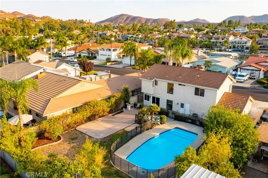 30340 Channel Way Drive, Canyon Lake, CA 92587 - Photo 3 of 40, Canyon Lake, CA