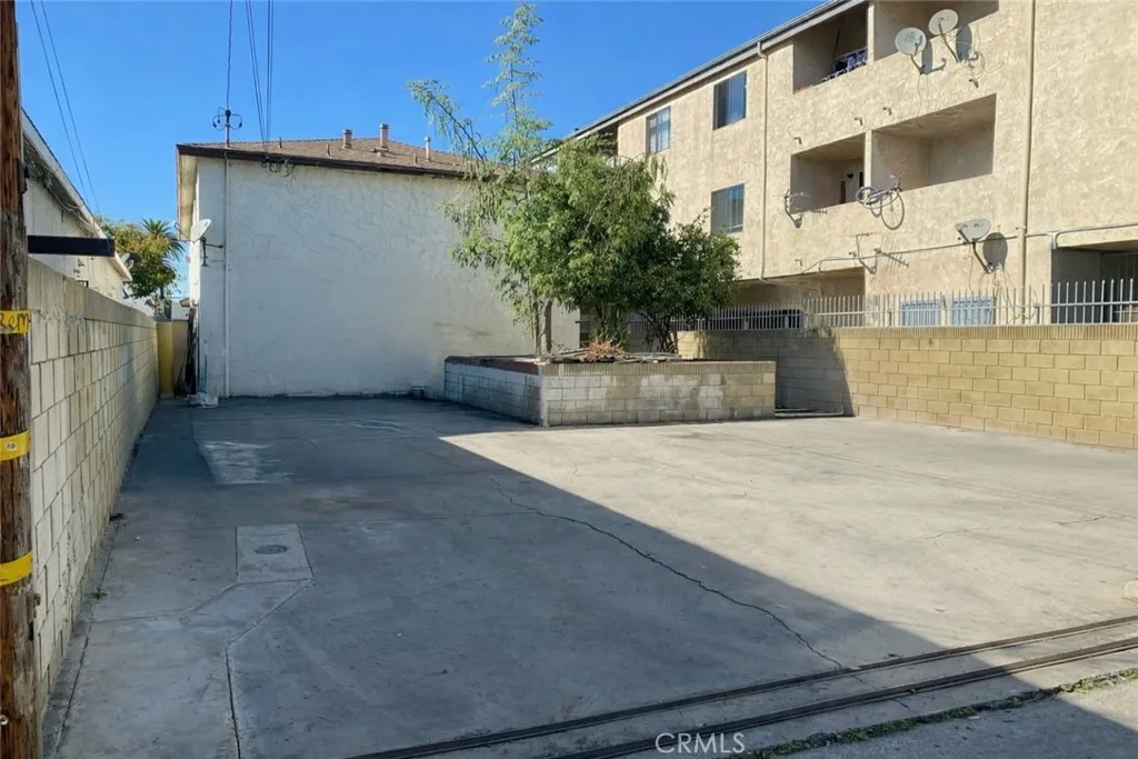 1120 Raymond Avenue, Long Beach, CA 90804 - Photo 4 of 6, Long Beach, CA