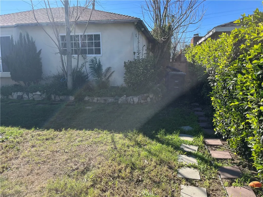 10227 Richlee, South Gate, CA 90280 - Photo 2 of 3, South Gate, CA