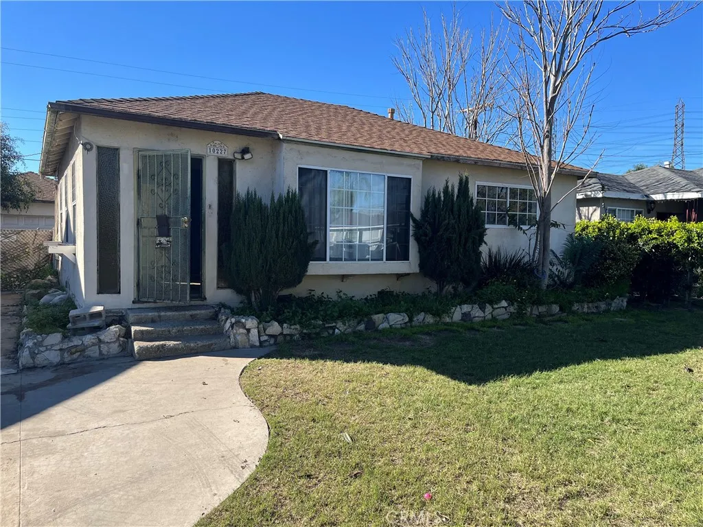 10227 Richlee, South Gate, CA 90280