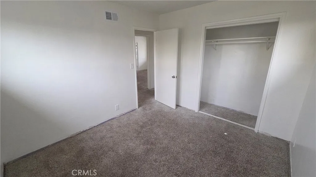 https://cdn.realtyfeed.com/cdn/127/306625576/17cfdff805b7a8419593010ef35d4d9b.webp