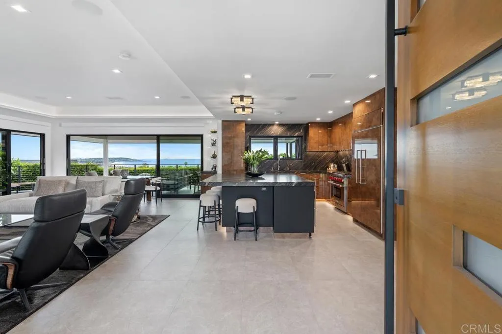 https://cdn.realtyfeed.com/cdn/127/306625582/66a20225ed20ec5cf064dec32d7a4d22.webp