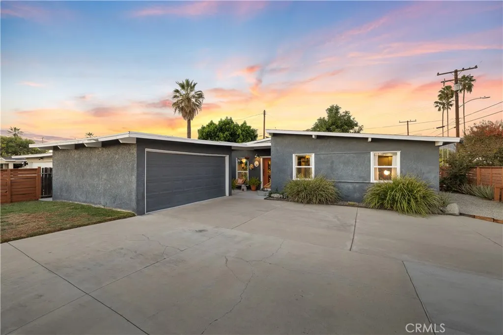 5657 Glenfinnan, Azusa, CA 91702