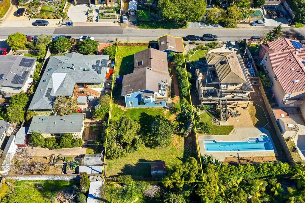 https://cdn.realtyfeed.com/cdn/127/306625601/d61f14f06580212f8b78d6fc3d0c65b3.webp