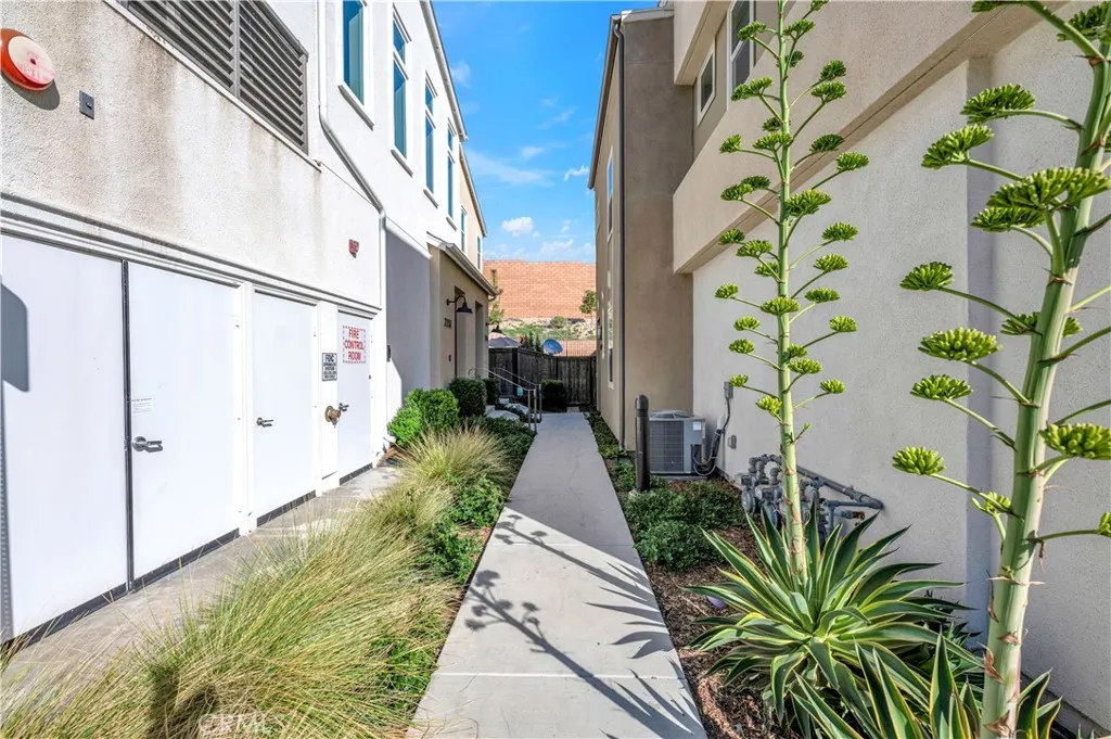 https://cdn.realtyfeed.com/cdn/127/306625608/4c8e368f072a9308dff4c7ccc3e0ecd2.webp