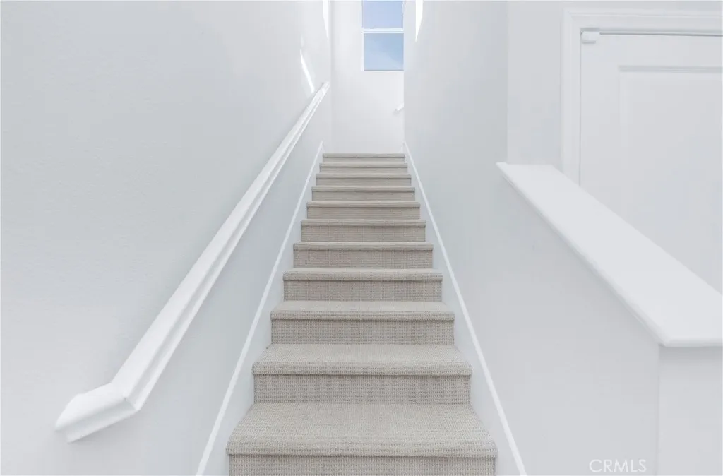 https://cdn.realtyfeed.com/cdn/127/306625608/736a2fd85c344dfbb3d49d631c016652.webp