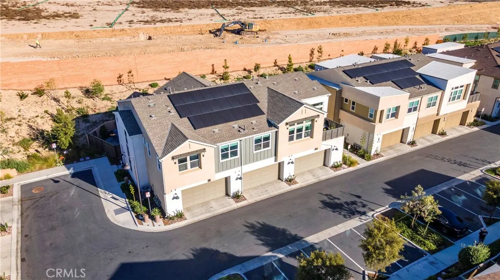 https://cdn.realtyfeed.com/cdn/127/306625608/758d8e2950c4c9577e91d406f1affa16.webp