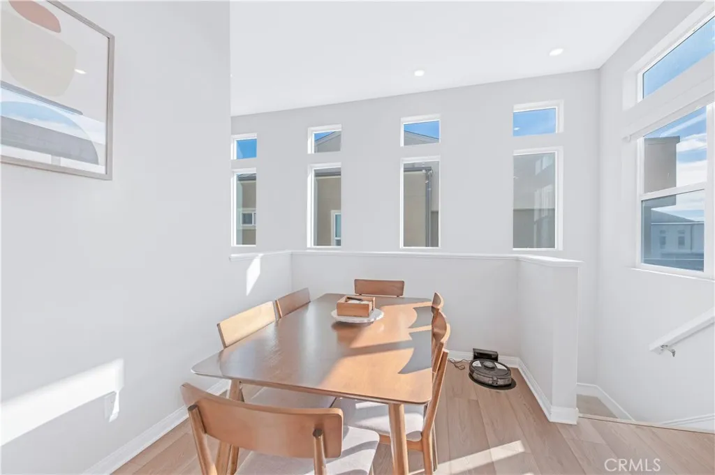 https://cdn.realtyfeed.com/cdn/127/306625608/814fdf150b3020255840a9d62a8fad28.webp